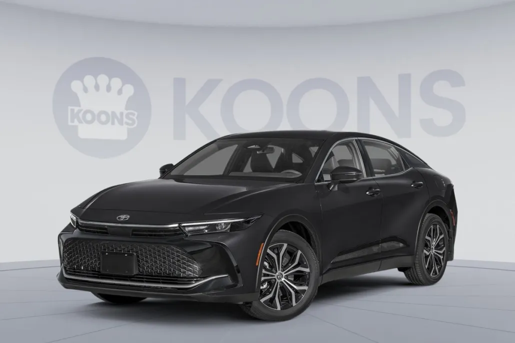 2026 Toyota Crown XLE photo 1