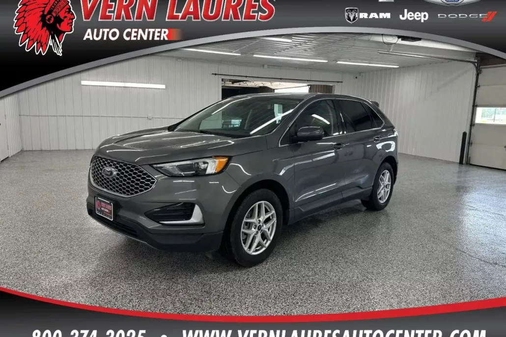 2024 Ford Edge SEL photo 1