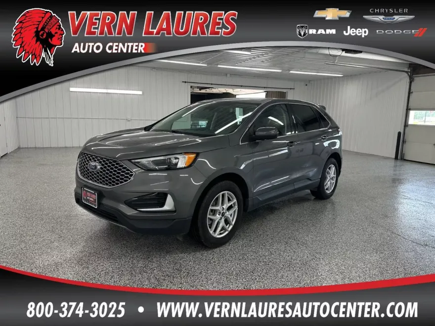 2024 Ford Edge SEL photo 1