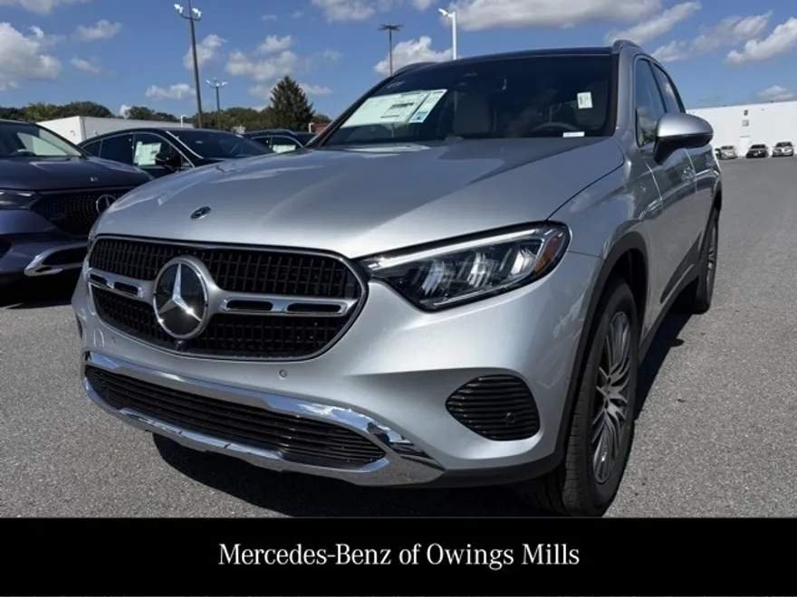 2026 Mercedes Benz GLC 300 4MATIC photo 1