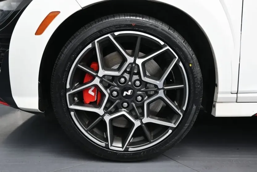 2022 Hyundai Kona N photo 1
