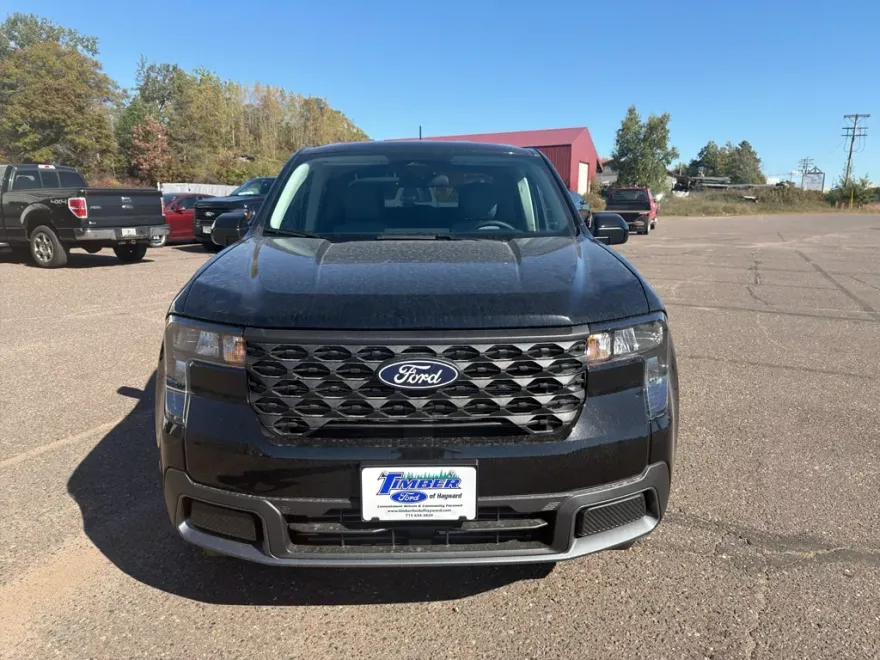 2025 Ford Maverick XLT photo 1
