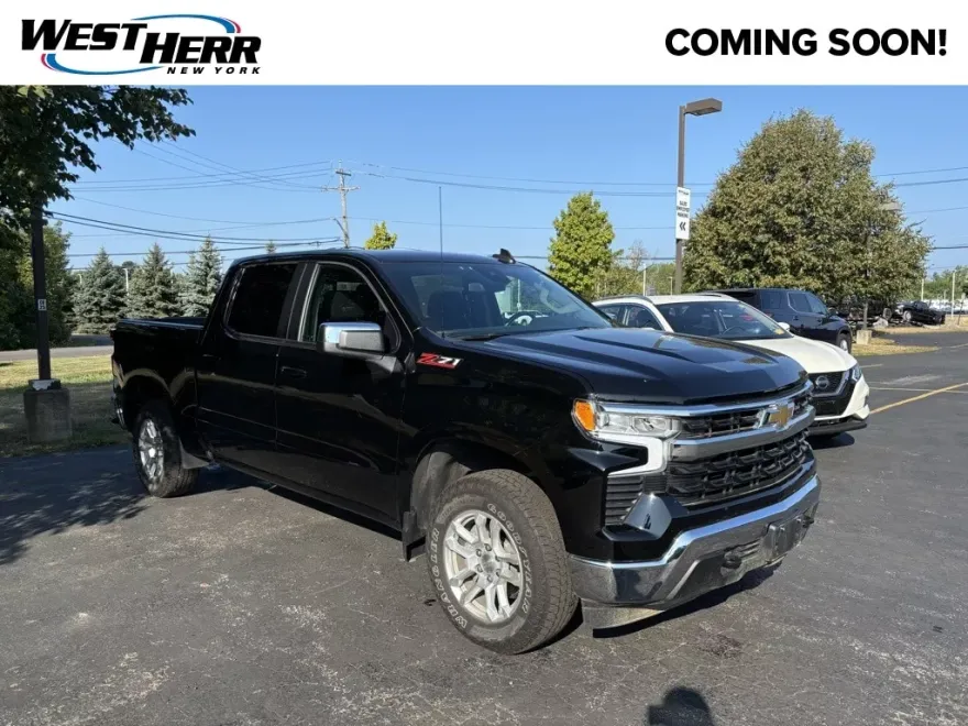 2023 Chevrolet Silverado 1500 LT photo 1