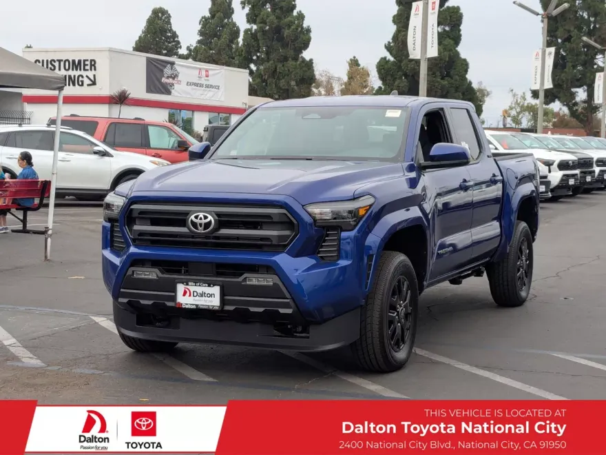 2025 Toyota Tacoma SR5 photo 1