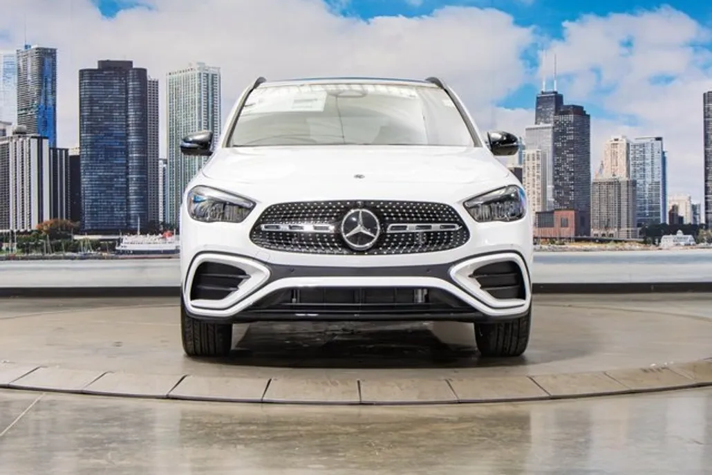 2025 Mercedes Benz GLA 250 4MATIC photo 1