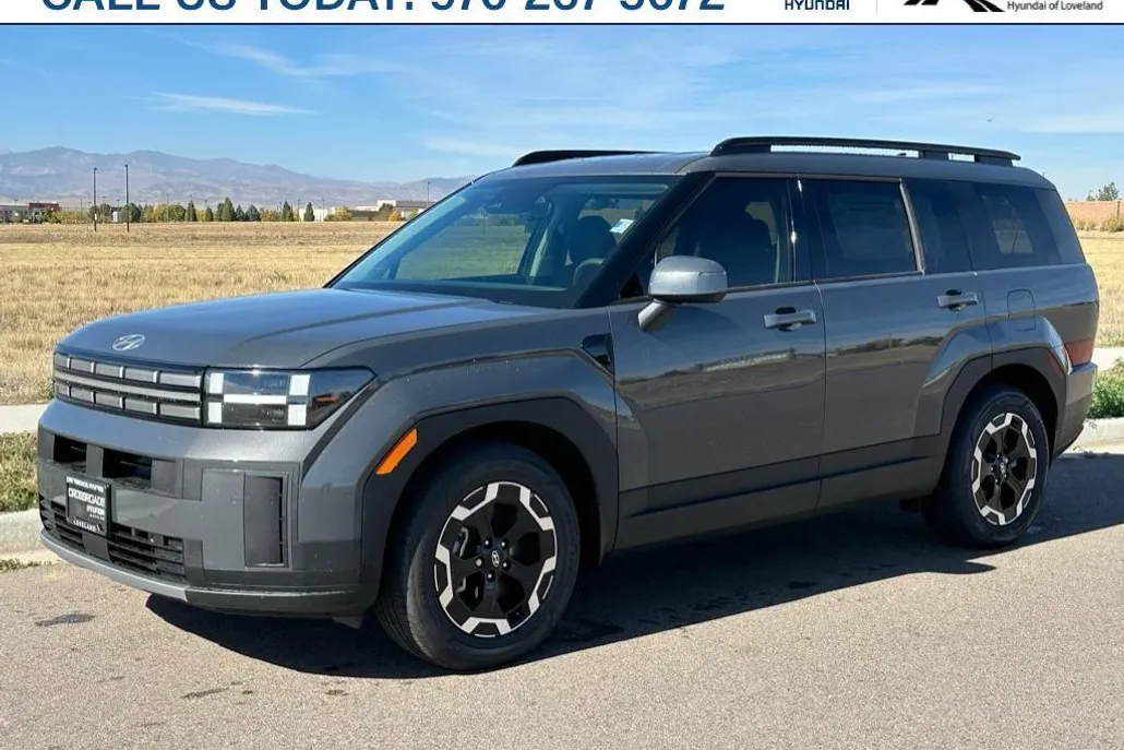 2025 Hyundai Santa Fe SEL photo 1