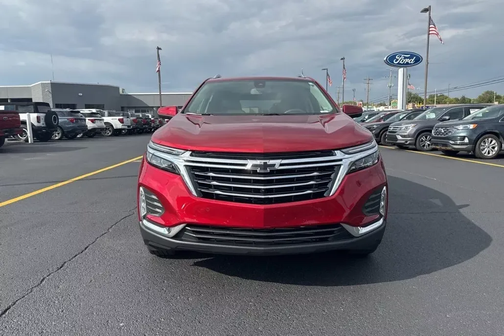 2022 Chevrolet Equinox Premier photo 1