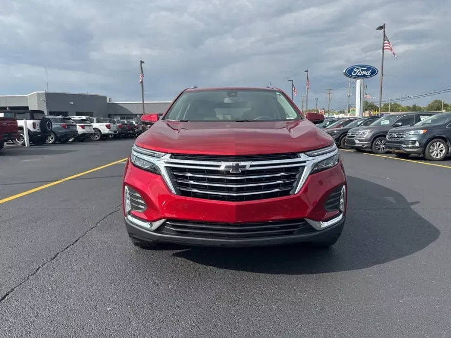 2022 Chevrolet Equinox Premier photo 1