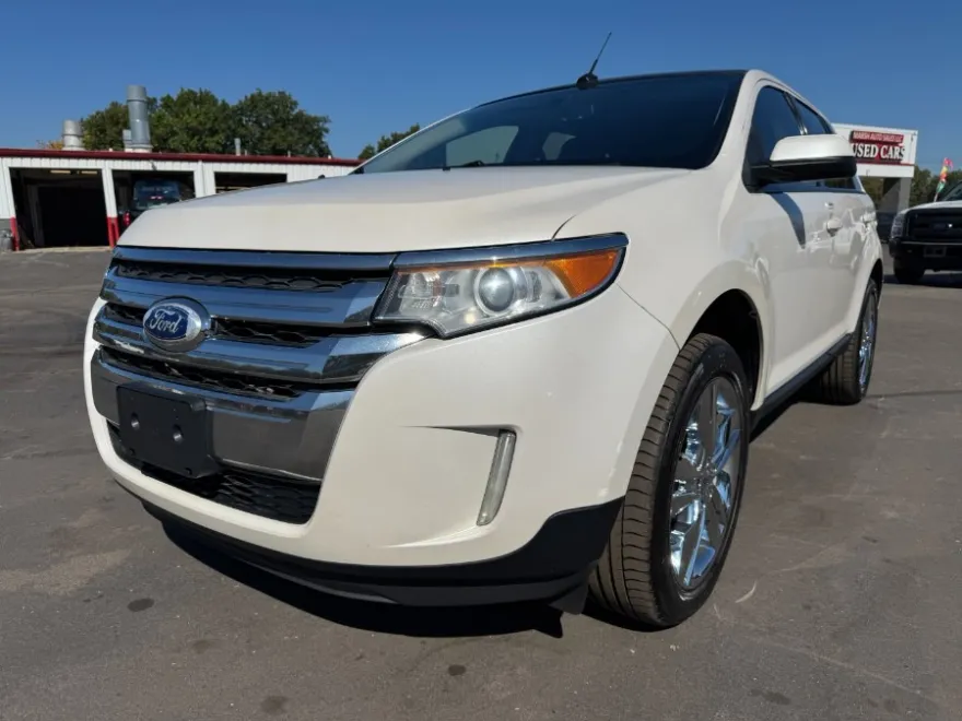 2014 Ford Edge SEL photo 1