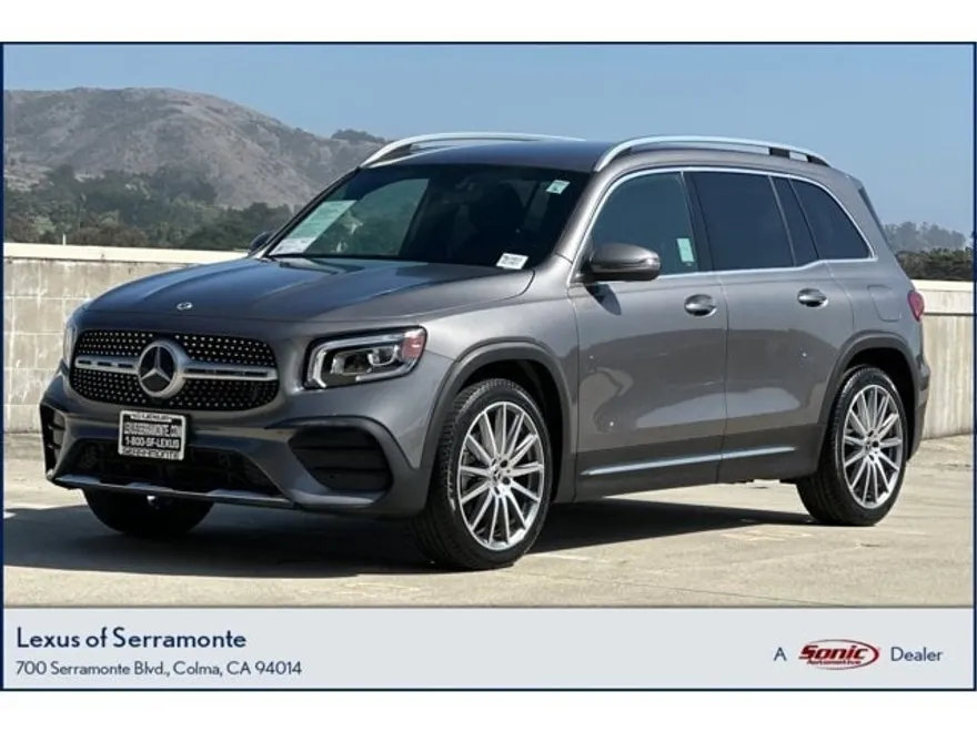 2022 Mercedes Benz GLB 250 4MATIC photo 1