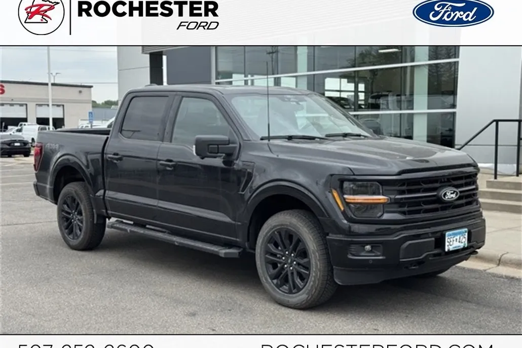 2025 Ford F-150 XLT photo 1