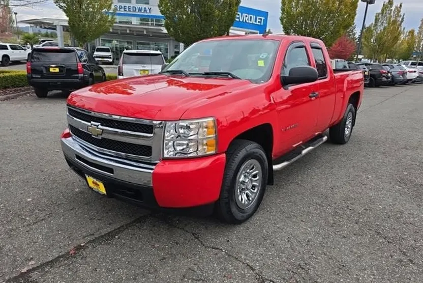 2011 Chevrolet Silverado 1500 LS photo 1