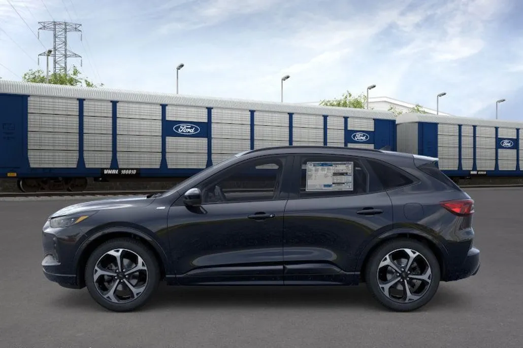2025 Ford Escape ST-Line Elite photo 1