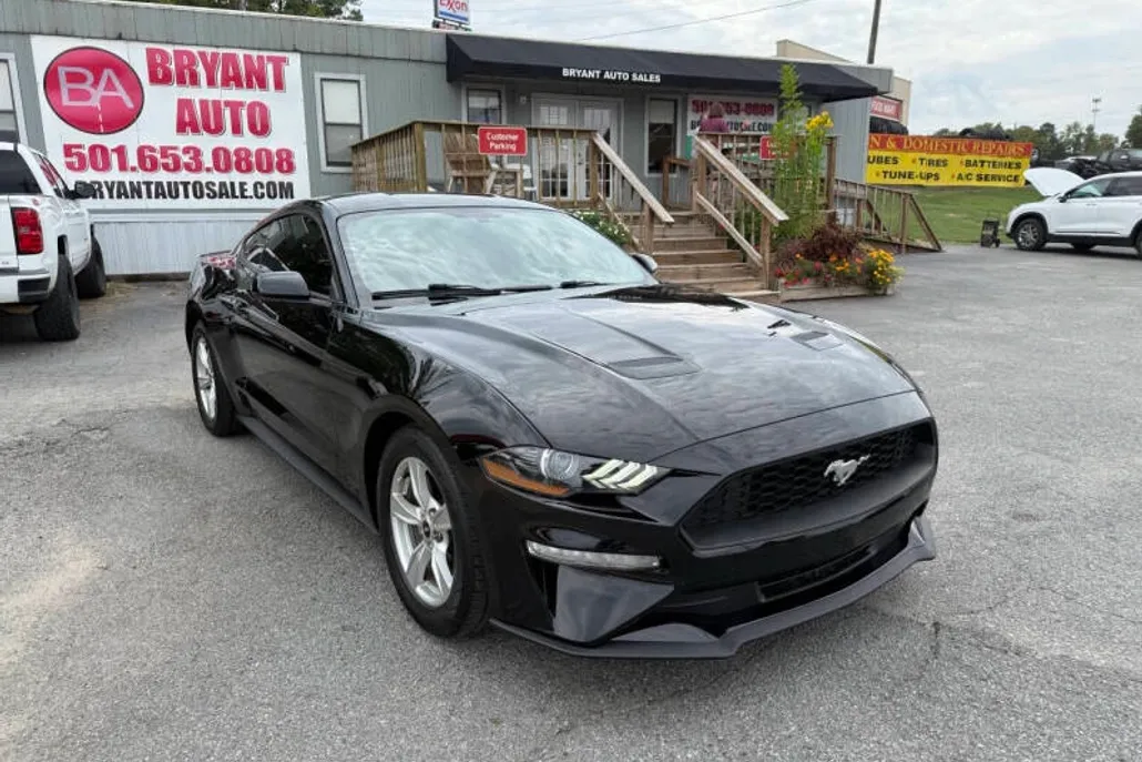 2020 Ford Mustang EcoBoost photo 1