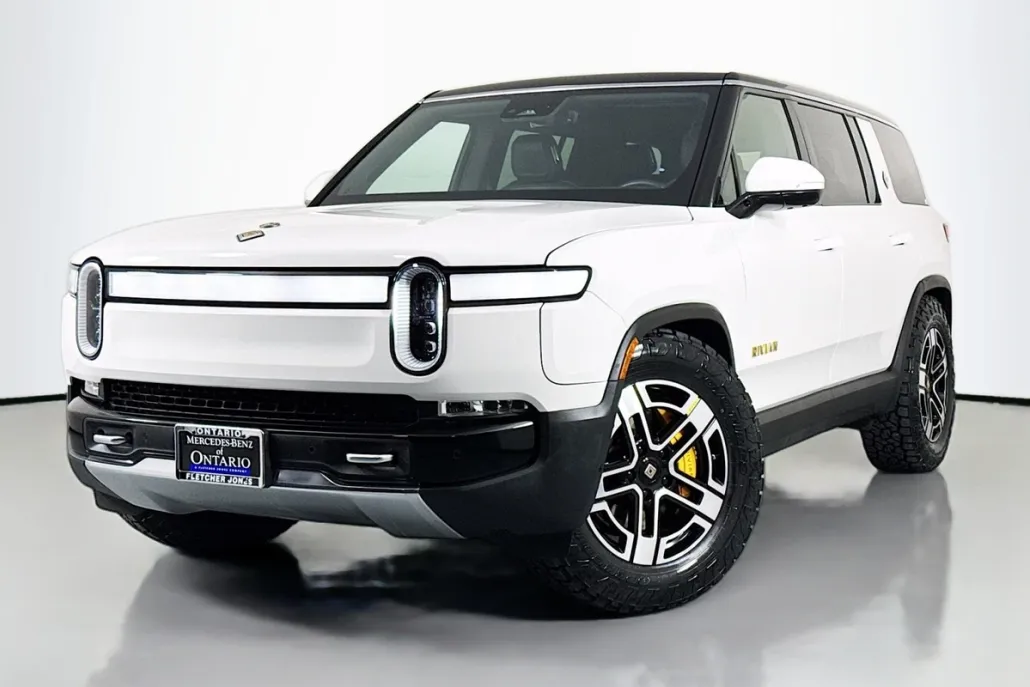2023 Rivian R1S Adventure photo 1