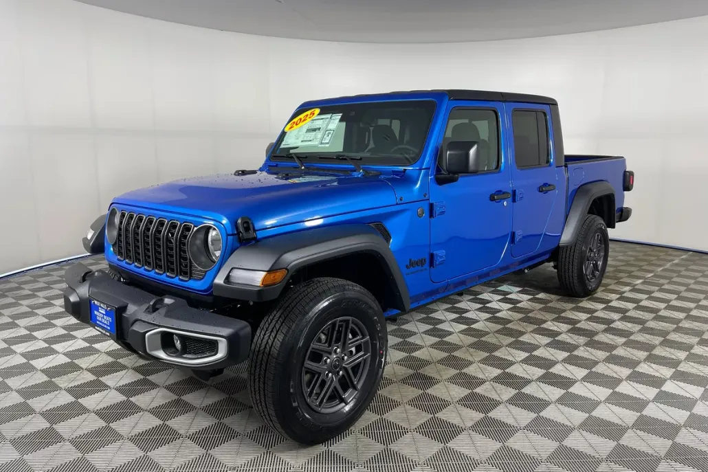 2025 Jeep Gladiator Sport photo 1