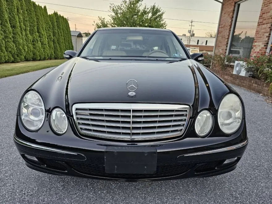 2005 Mercedes Benz E 320 photo 1