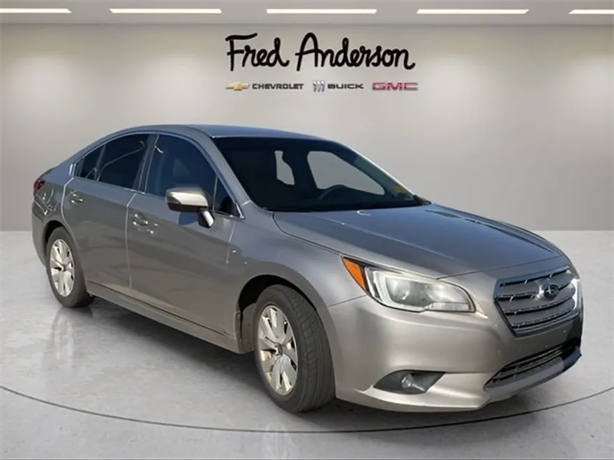 2016 Subaru Legacy Premium photo 1