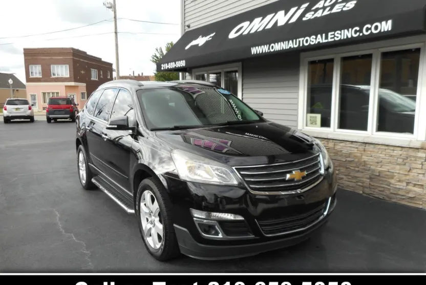 2016 Chevrolet Traverse 1LT photo 1