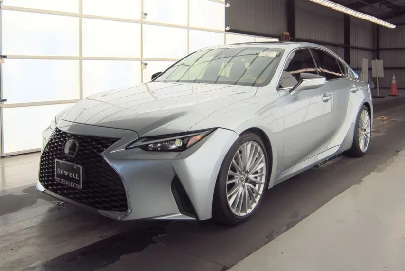 2023 Lexus IS 300 photo 1