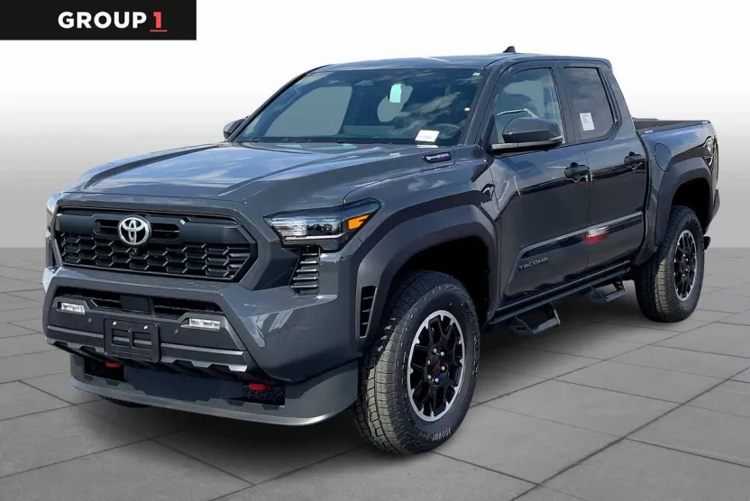 2025 Toyota Tacoma TRD Off-Road photo 1