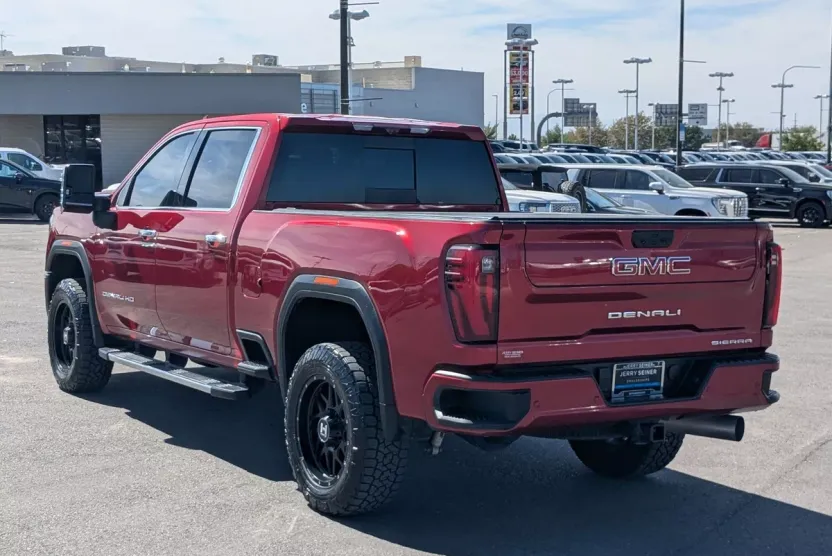 2024 Gmc Sierra 3500 HD Denali photo 1