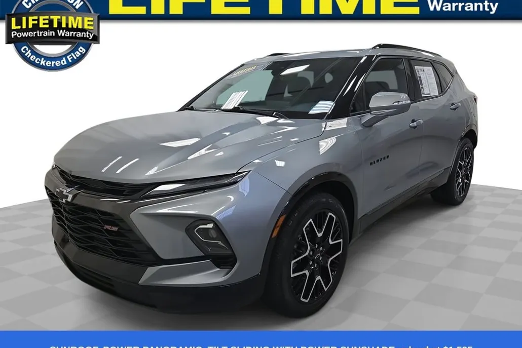 2023 Chevrolet Blazer RS photo 1