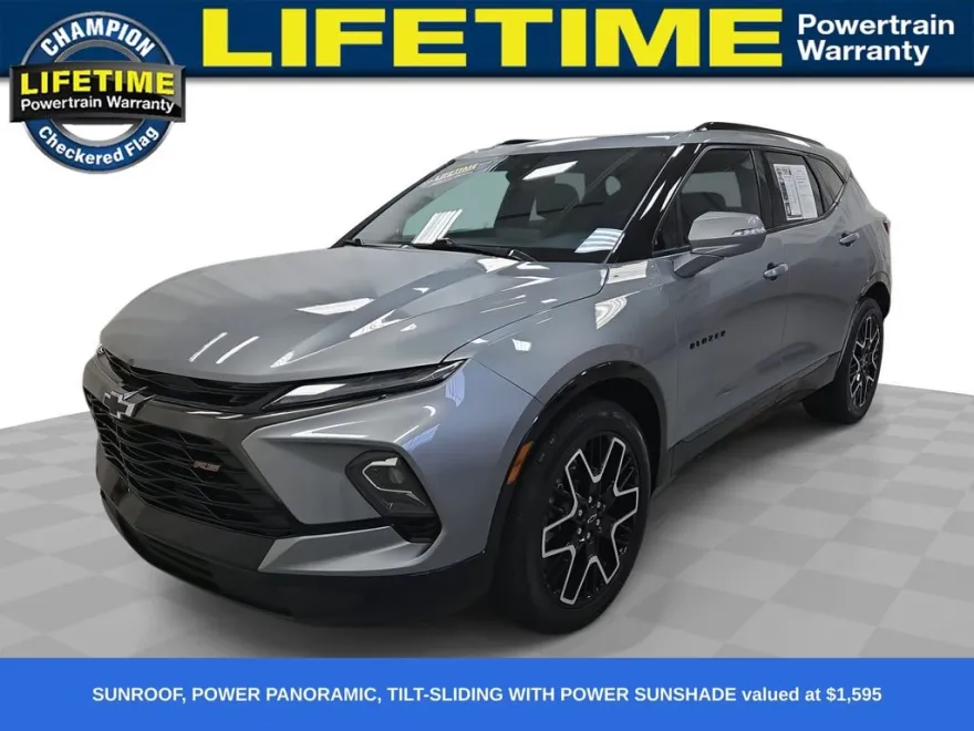 2023 Chevrolet Blazer RS photo 1