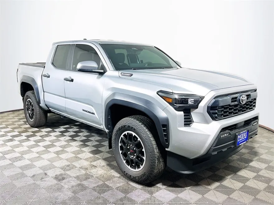 2024 Toyota Tacoma TRD Sport photo 1
