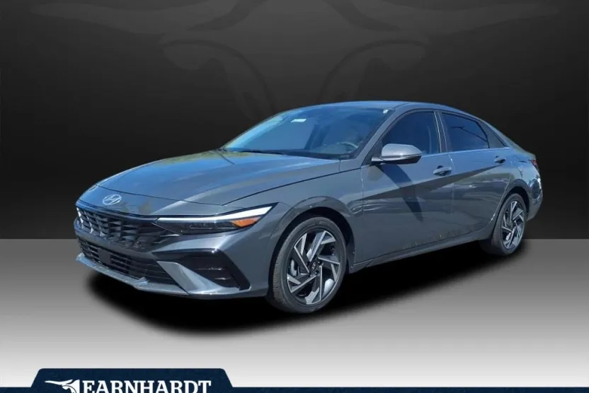 2025 Hyundai Elantra Limited photo 1