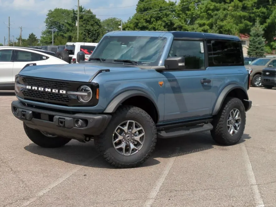 2025 Ford Bronco Badlands photo 1