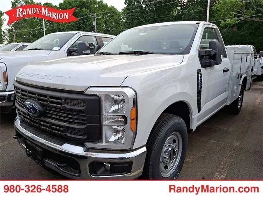 2023 Ford F-250 photo 1