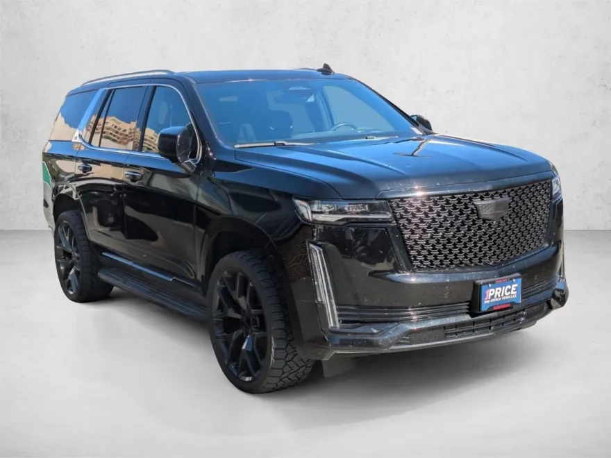 2022 Cadillac Escalade Luxury photo 1