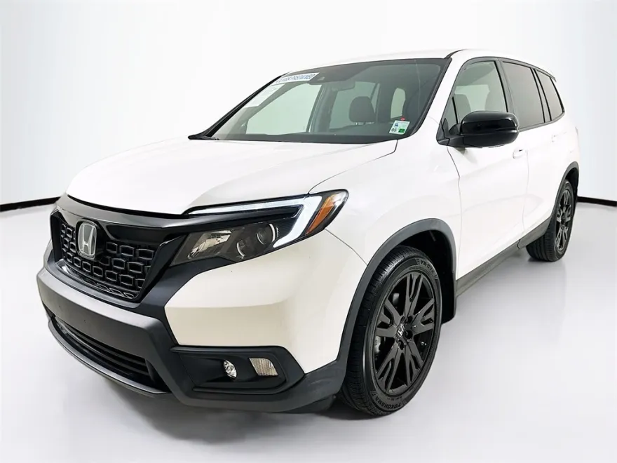 2021 Honda Passport Sport photo 1