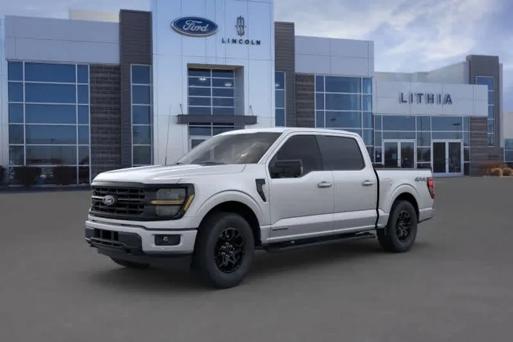 2025 Ford F-150 XLT photo 1