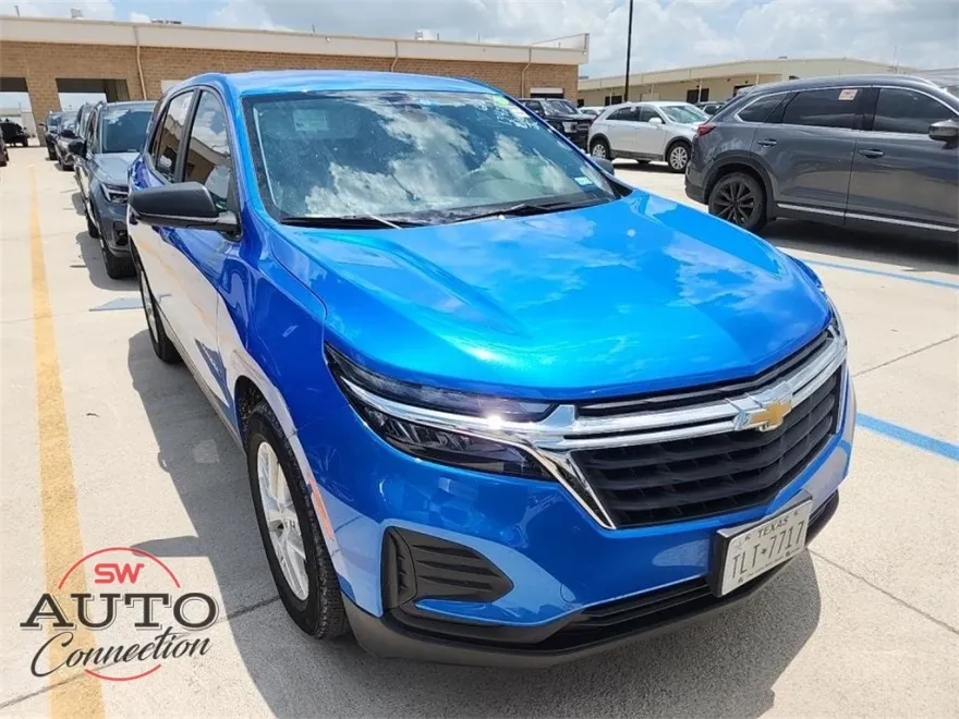 2024 Chevrolet Equinox LS photo 1