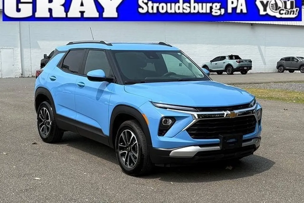 2024 Chevrolet Trailblazer LT photo 1