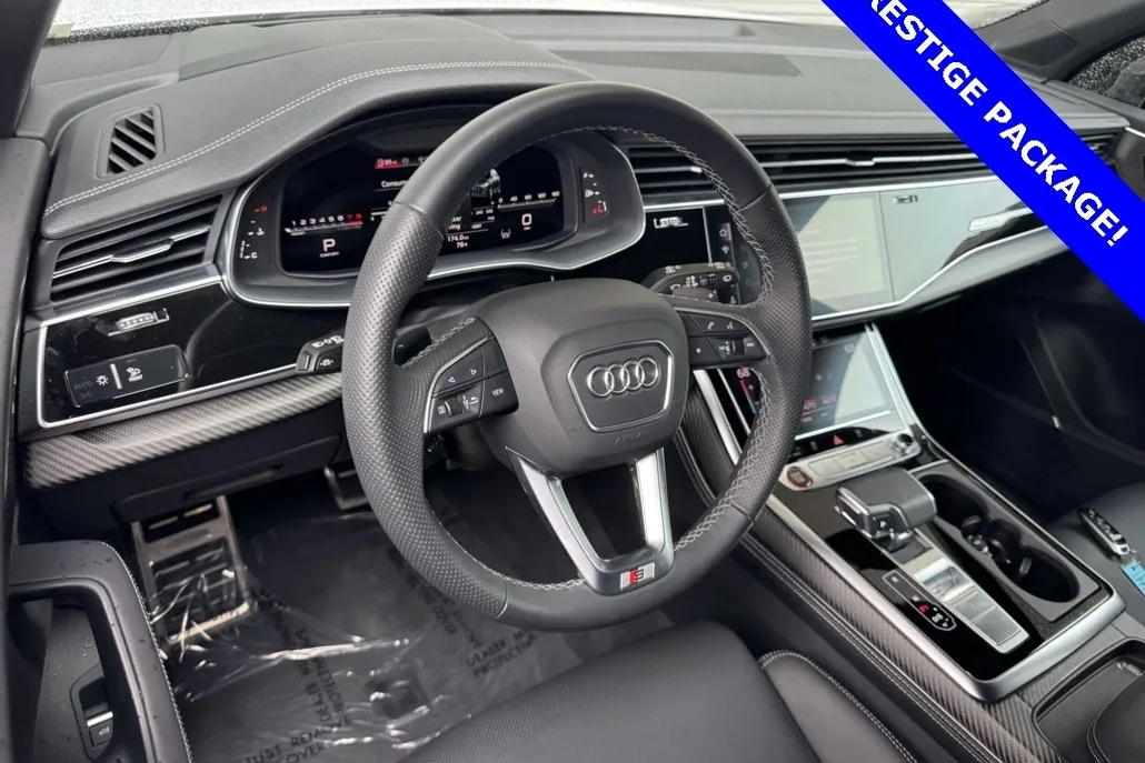 2025 Audi SQ7 Premium Plus photo 1