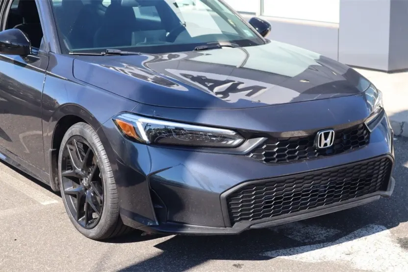 2025 Honda Civic Sport photo 1