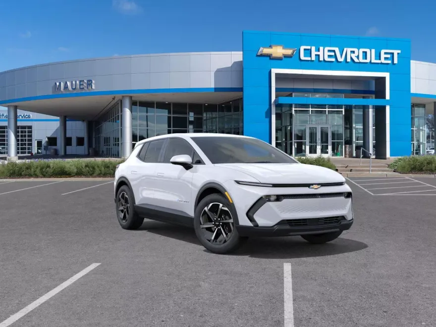 2026 Chevrolet Equinox EV 1LT photo 1
