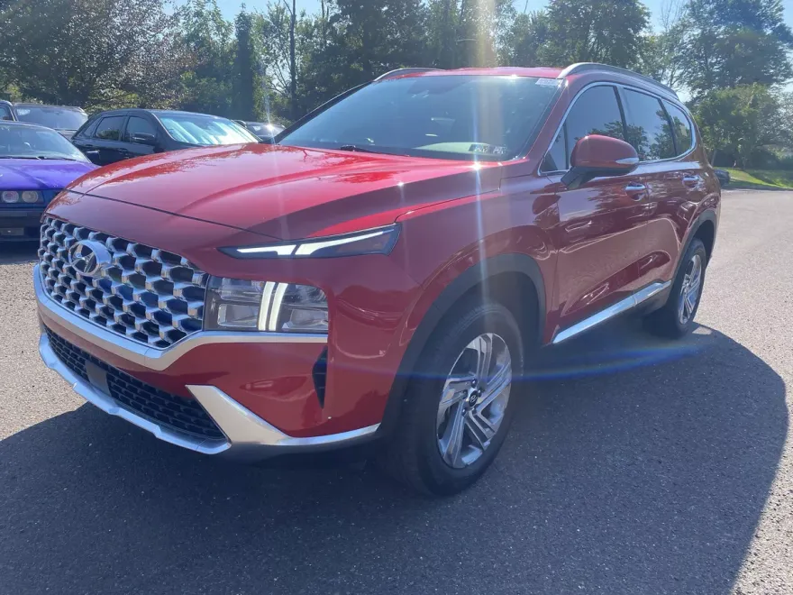 2022 Hyundai Santa Fe SEL photo 1