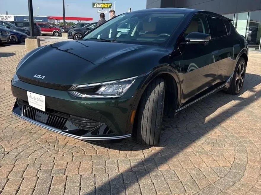 2023 Kia EV6 Light Wind photo 1