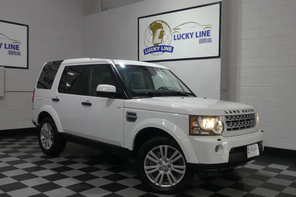 2011 Land Rover LR4 HSE photo 1