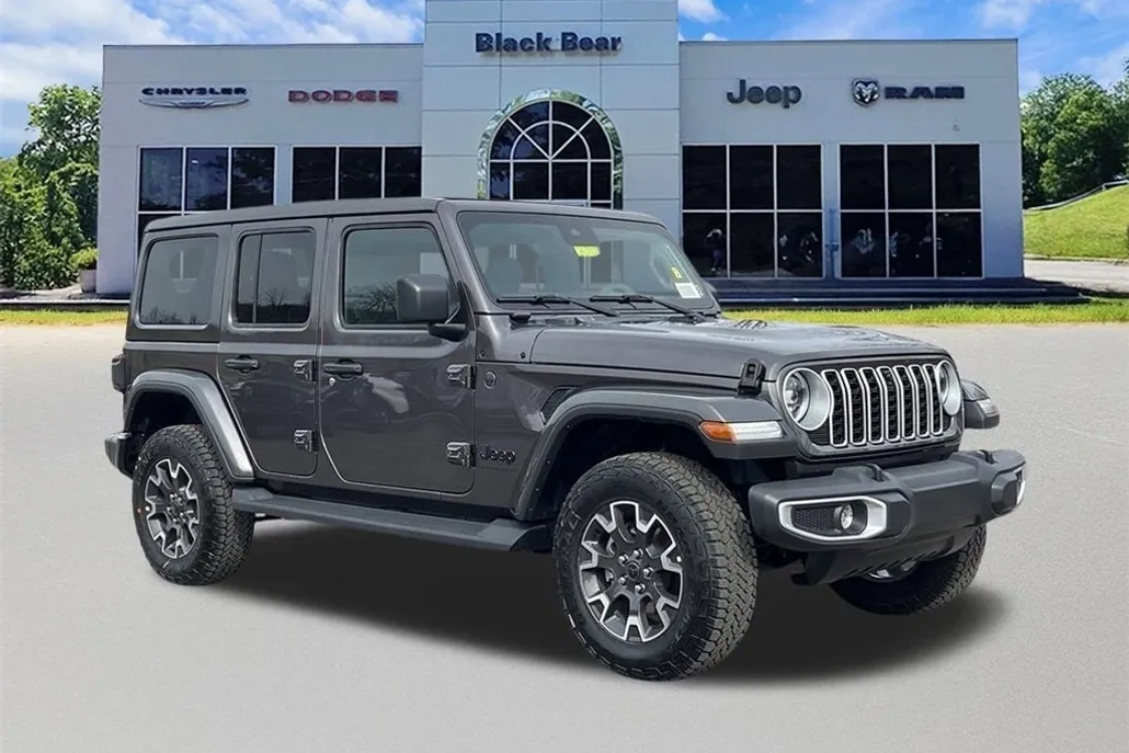 2025 Jeep Wrangler Sahara photo 1