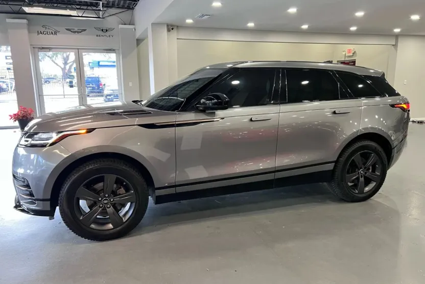 2020 Land Rover Range Rover Velar P250 R-Dynamic S photo 1