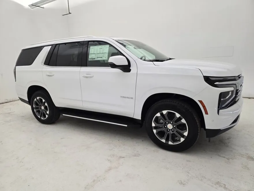 2025 Chevrolet Tahoe LT photo 1