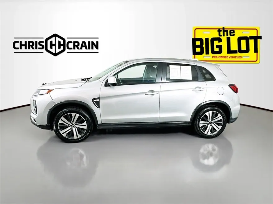 2021 Mitsubishi Outlander Sport ES photo 1