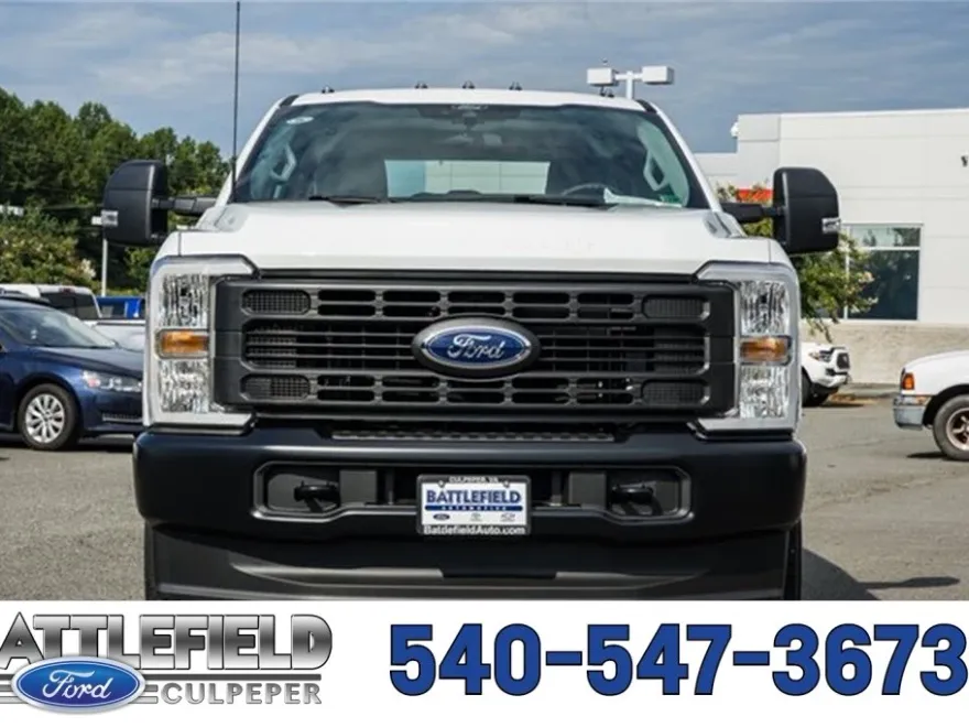2025 Ford F-250 XL photo 1