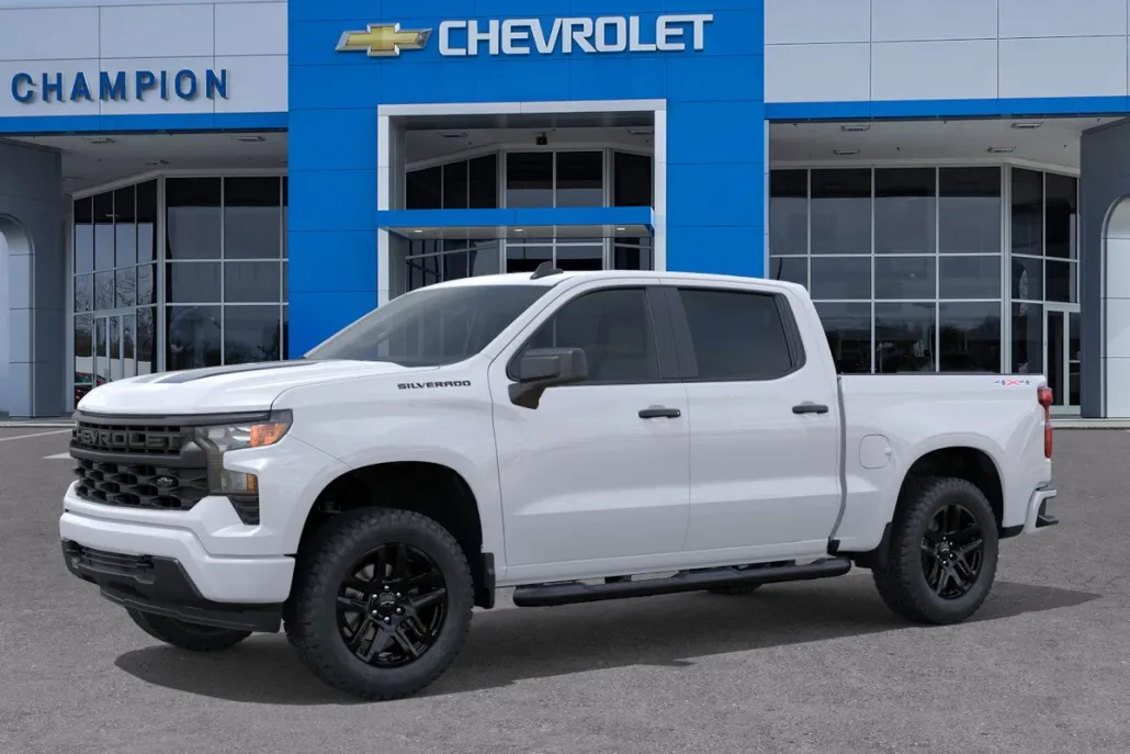 2025 Chevrolet Silverado 1500 Custom photo 1
