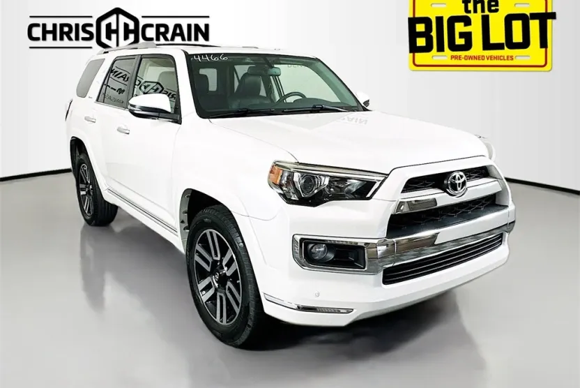 2015 Toyota 4Runner Limited photo 1